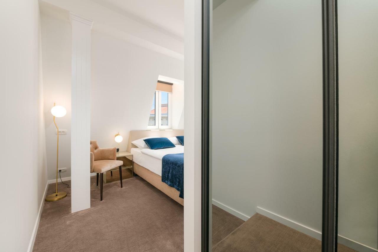 Flos Luxury Rooms Сплит Экстерьер фото