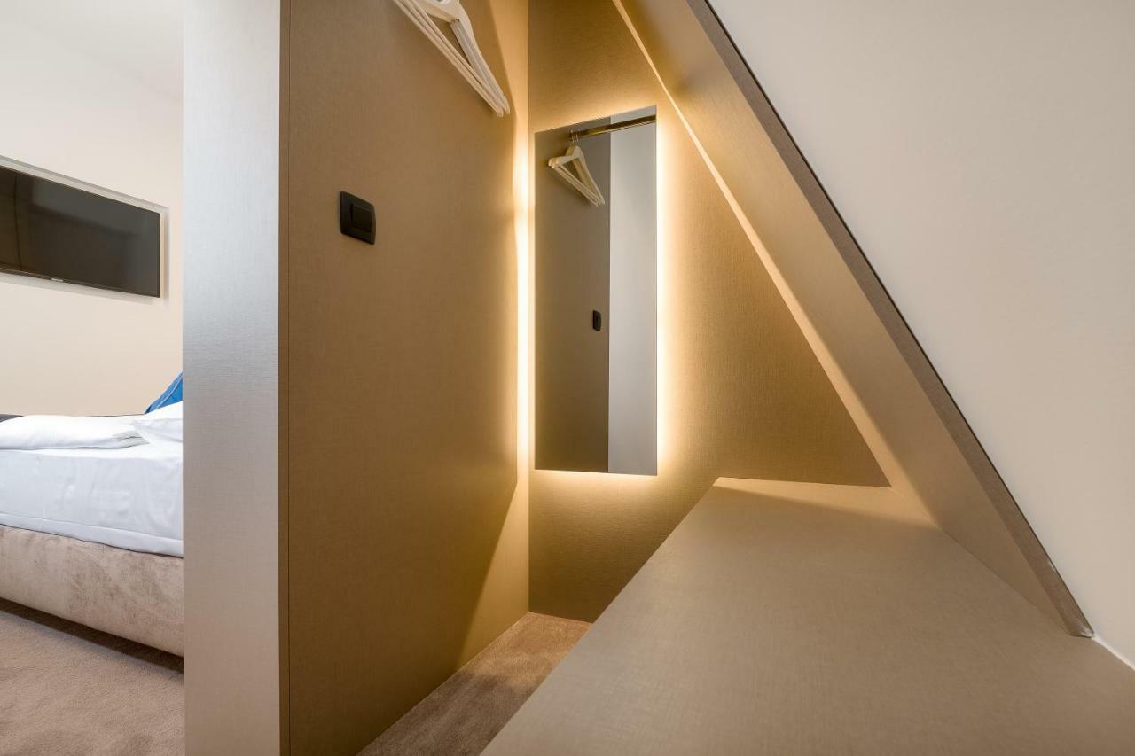 Flos Luxury Rooms Сплит Экстерьер фото